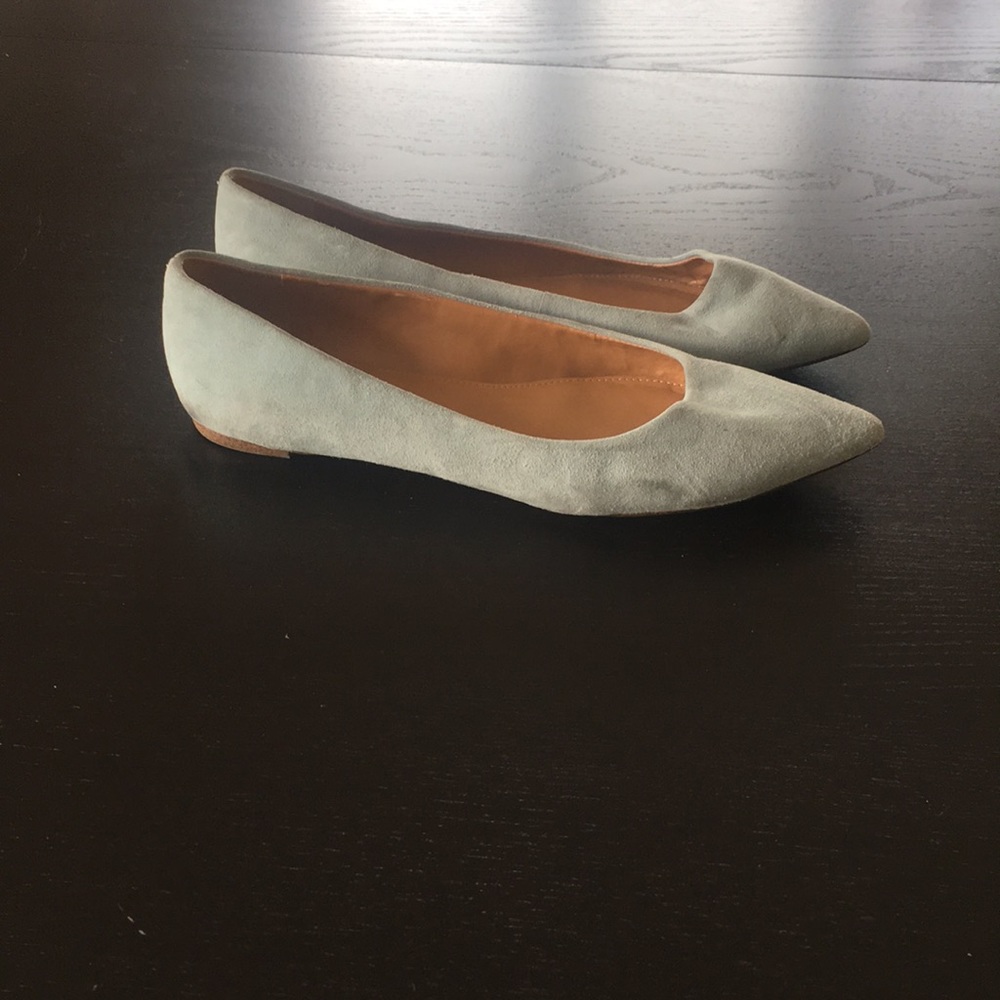 Turquoise Flats - Picture 2 of 2